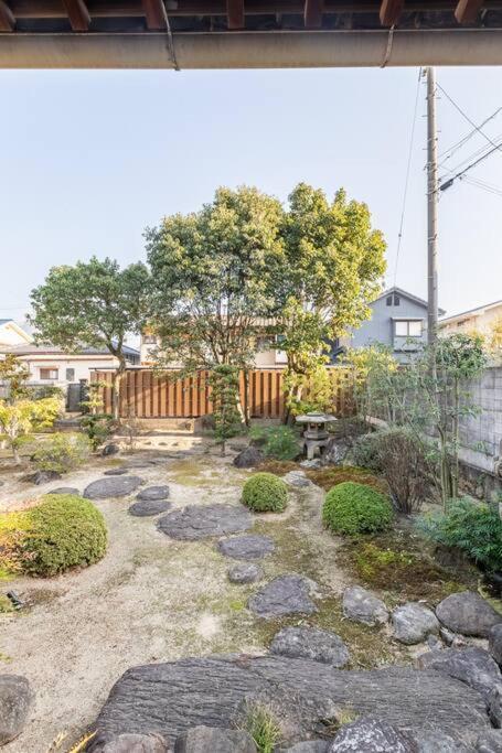 日々の宿: 宇野駅から車で5分 直島へ 最大7名様 古民家貸切 一棟貸し Tamana Dış mekan fotoğraf