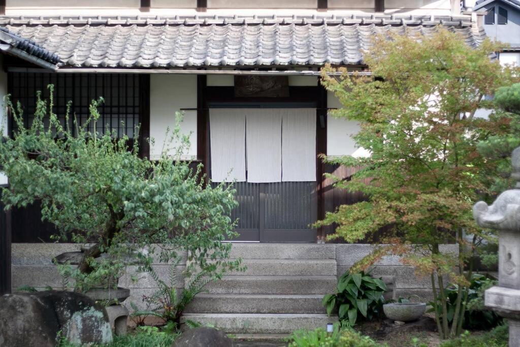 日々の宿: 宇野駅から車で5分 直島へ 最大7名様 古民家貸切 一棟貸し Tamana Dış mekan fotoğraf
